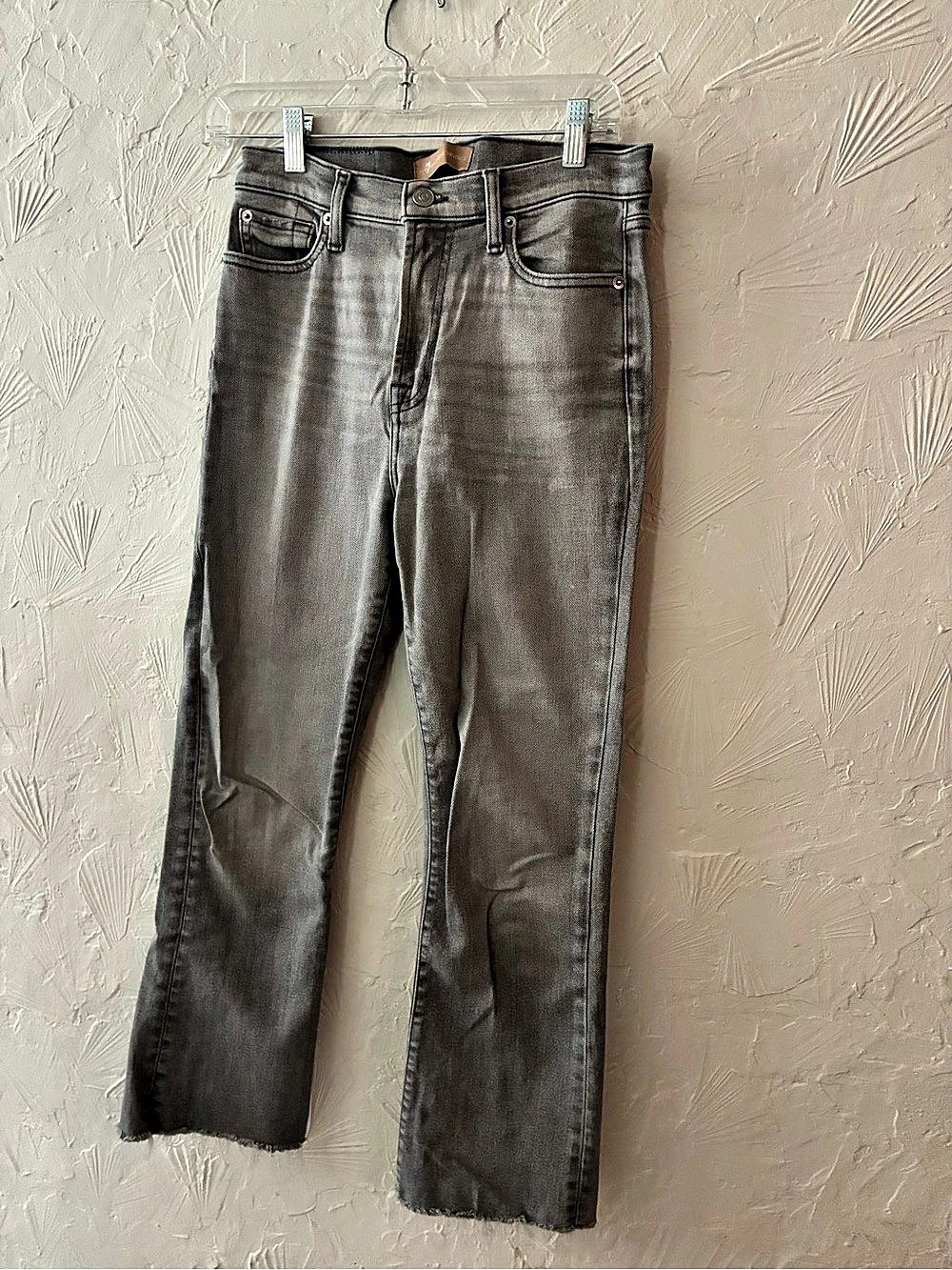 Seven for all Mankind Crop kick flare Fray Gray Straight Leg Jeans